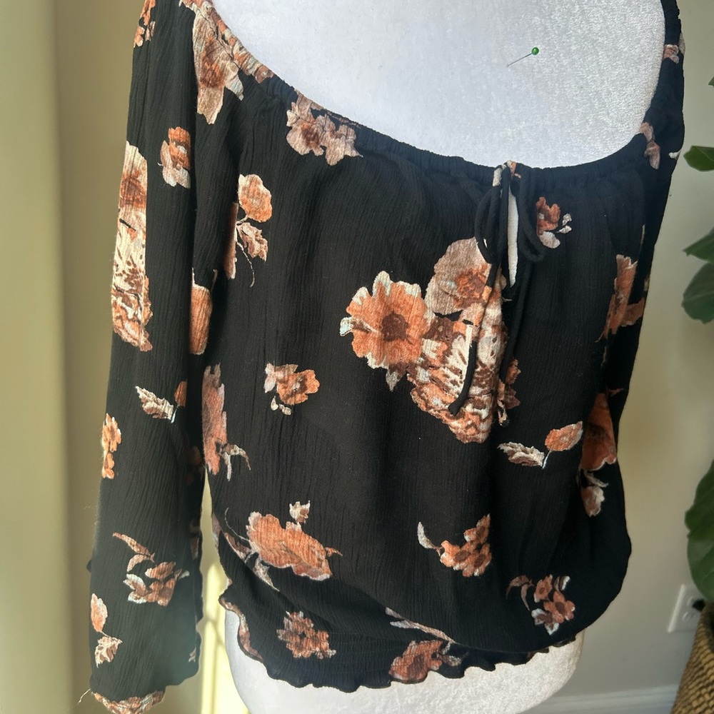 American Rag Black and Pink Floral blouse XL